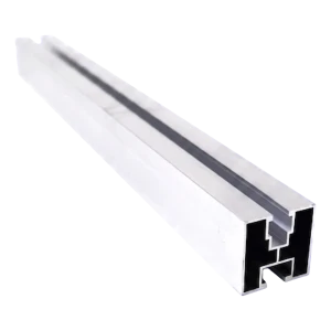 Aluminium montageprofiel PV 40×40 mm – rail 665 cm voor M10-bouten