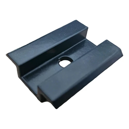 PV middenklem laag L50 zwart gelakt 002-045 (1)