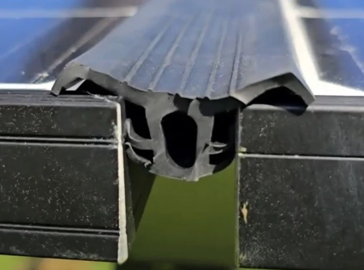 Dichting voor carportdaken en aansluitingen van zonnepanelen 10m PV-15-02-10 (5)