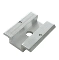 Middenklem laag H8 met pin PV-04-18 (1)